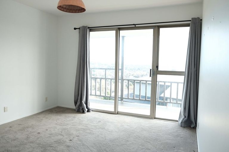 Photo of property in 39 Whaka Terrace, Huntsbury, Christchurch, 8022