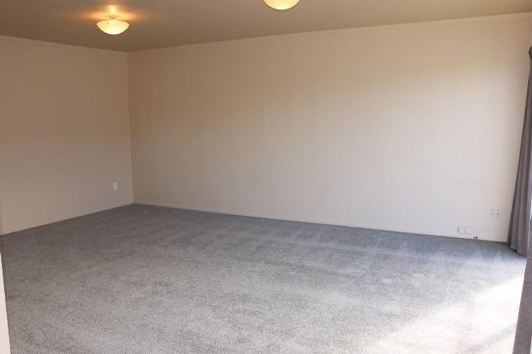 Photo of property in 34 Pencarrow Street, Highbury, Palmerston North, 4412