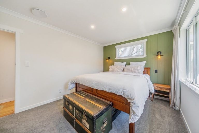 Photo of property in 22 Pasadena Crescent, Totara Park, Upper Hutt, 5018