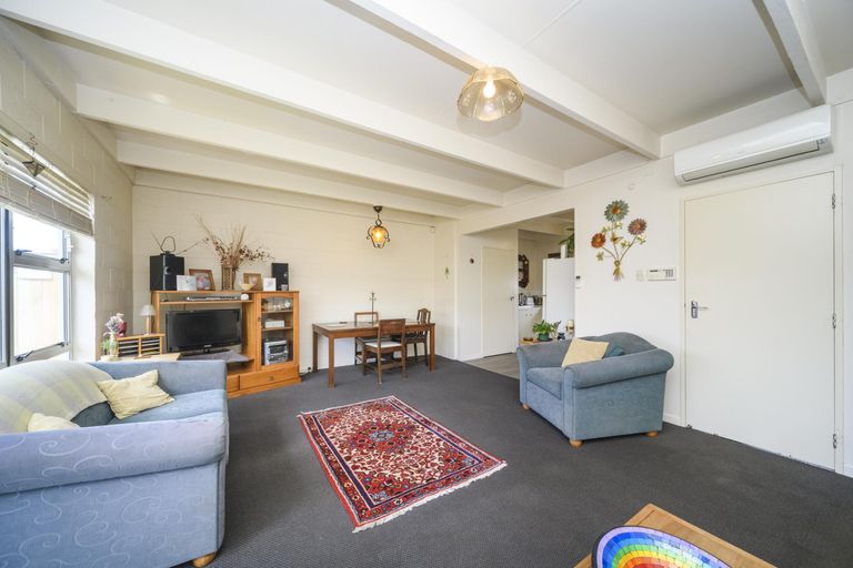 Photo of property in 2/626 Church Street, Terrace End, Palmerston North, 4410