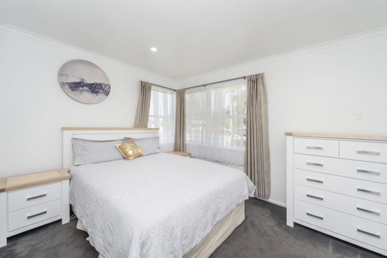 Photo of property in 22 Filmer Place, Melville, Hamilton, 3206