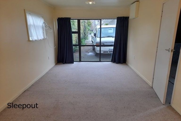 Photo of property in 90 Wood Street, Takaro, Palmerston North, 4410