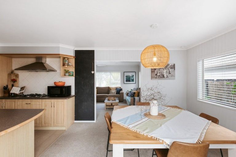 Photo of property in 587 Grenada Street, Papamoa Beach, Papamoa, 3118