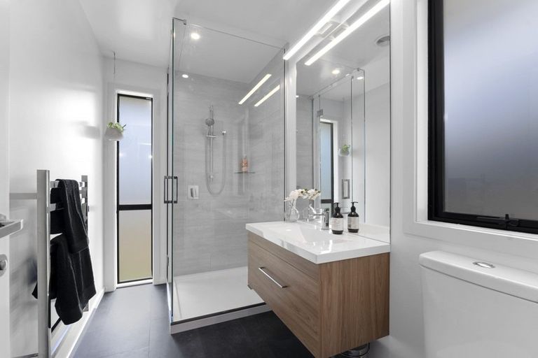 Photo of property in 16a Huntaway Close, Stoke, Nelson, 7011