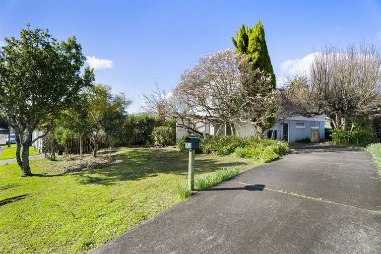 Photo of property in 19 Paramu Avenue, Birkdale, Auckland, 0626
