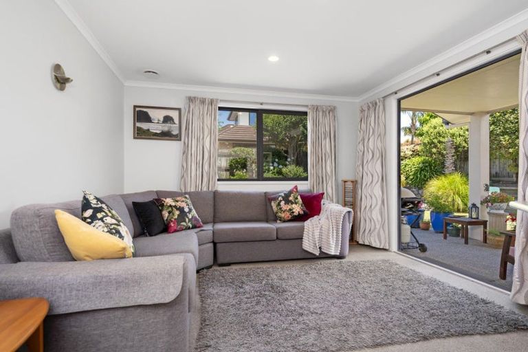 Photo of property in 104 Beaumaris Boulevard, Bethlehem, Tauranga, 3110