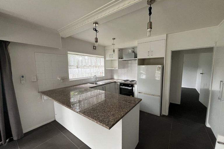 Photo of property in 1/66 Beach Road, Pahurehure, Papakura, 2113