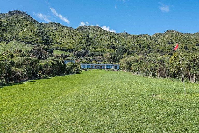 Photo of property in 214b Huia Street, Waikanae, 5391