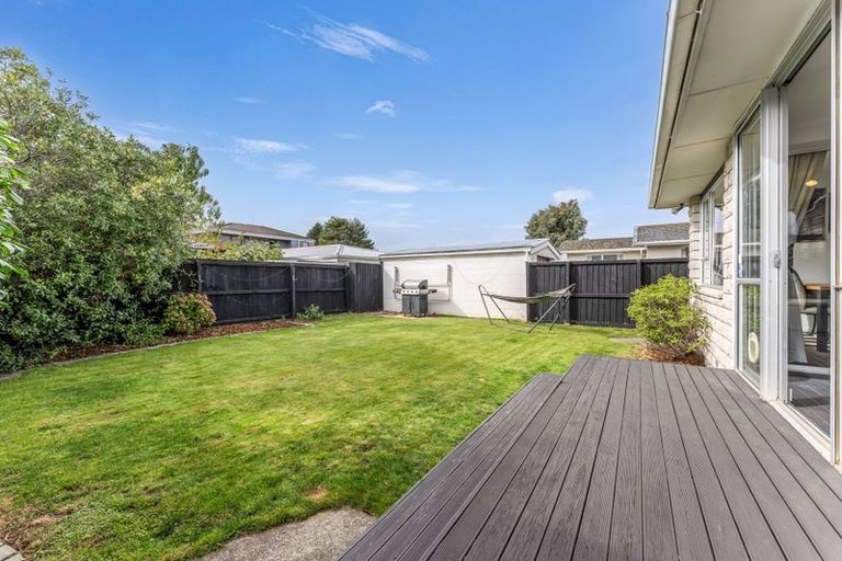 Photo of property in 20 Four Elms Place, Parklands, Christchurch, 8083