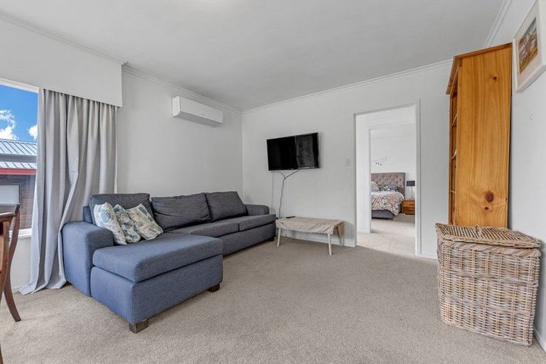 Photo of property in 3/3 Opua Street, Belmont, Auckland, 0622