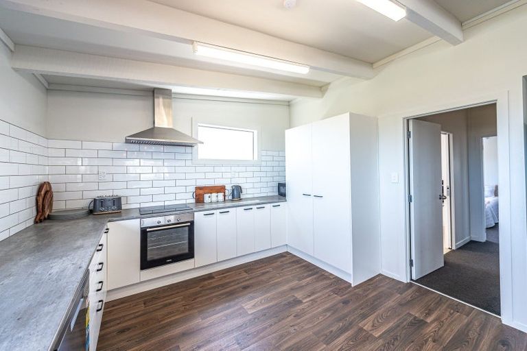 Photo of property in 14 Okiwa Terrace, Waiinu Beach, Whanganui, 4588