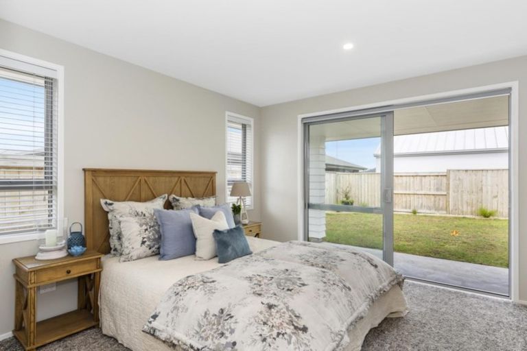 Photo of property in 58 Penetaka Heights, Pyes Pa, Tauranga, 3112