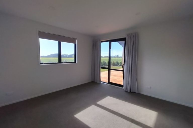 Photo of property in 128 Rangiuru Road, Otaki Beach, Otaki, 5512