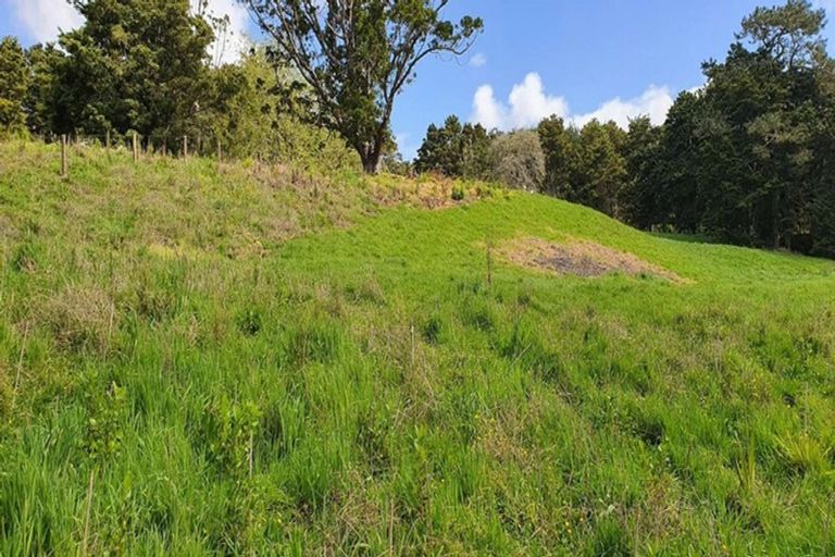 Photo of property in 581 Valley Road, Kaiwaka, 0573