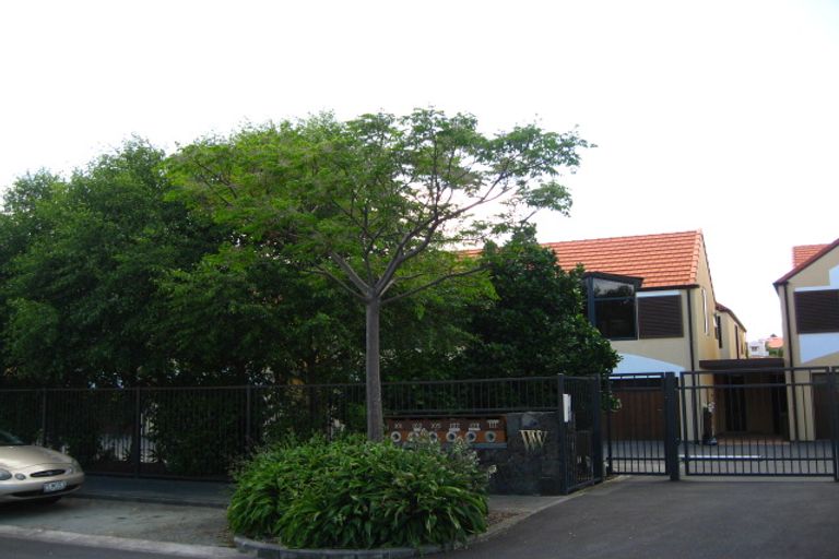 Photo of property in 103 Waterside Crescent, Gulf Harbour, Whangaparaoa, 0930