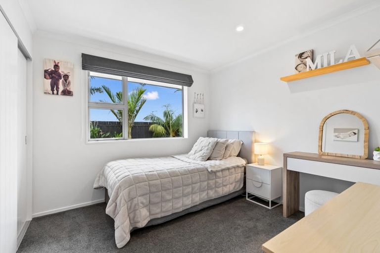 Photo of property in 24 Ferry Road, Waipu, 0510