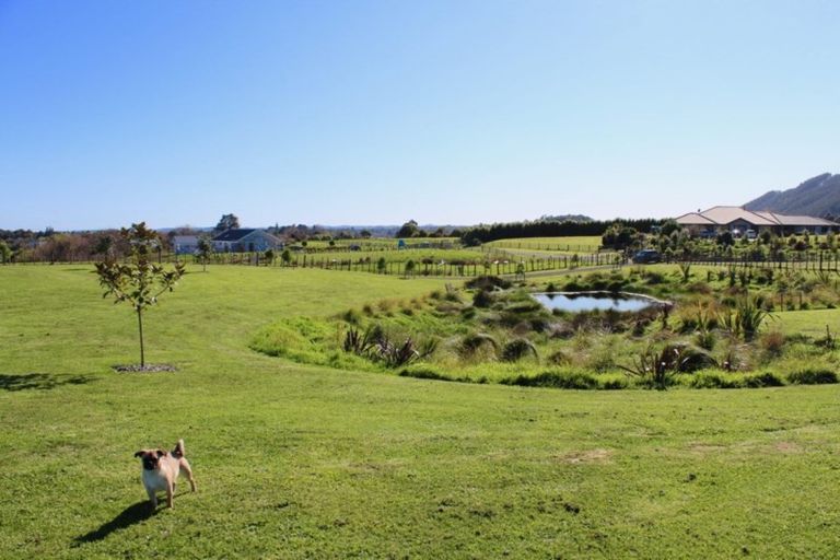 Photo of property in 38 Mountain View Drive, Manakau, Otaki, 5583