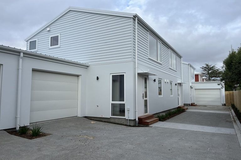 Photo of property in 2/16 Mccombs Street, Somerfield, Christchurch, 8024