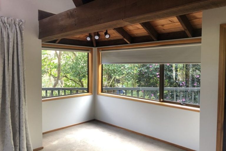 Photo of property in 2/69 Saddleback Rise, Murrays Bay, Auckland, 0630