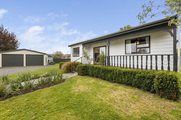 Photo of property in 15 Carlyle Road, Mosgiel, 9024