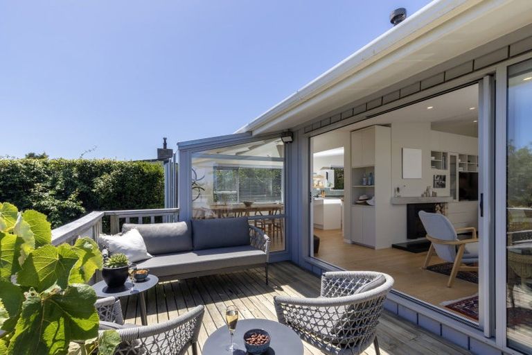 Photo of property in 7 Kawau Grove, Waikanae Beach, Waikanae, 5036