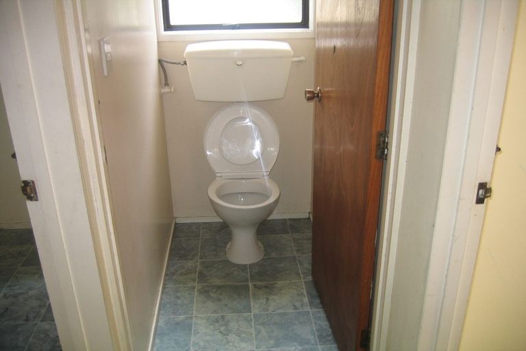 Photo of property in 1/21 Wattle Street, New Lynn, Auckland, 0600