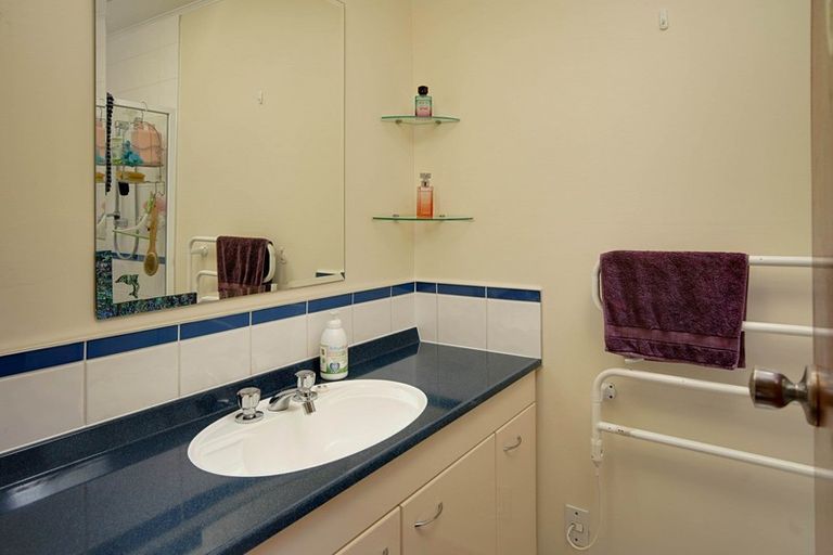 Photo of property in 2/51 Fergusson Street, Stoke, Nelson, 7011