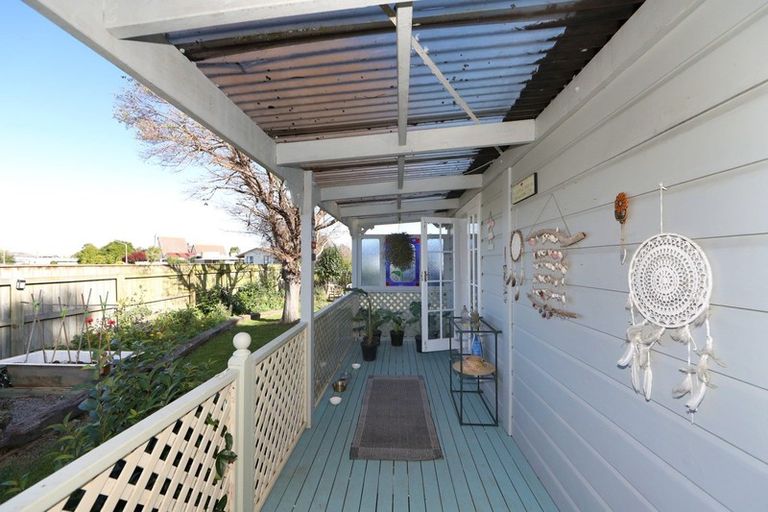 Photo of property in 7 Williamson Road, Clive, 4102