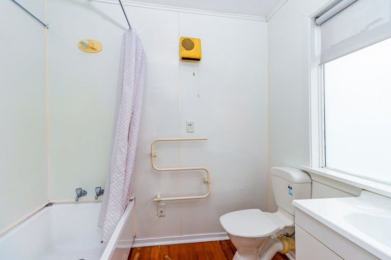 Photo of property in 128 Talbot Street, Geraldine, 7930