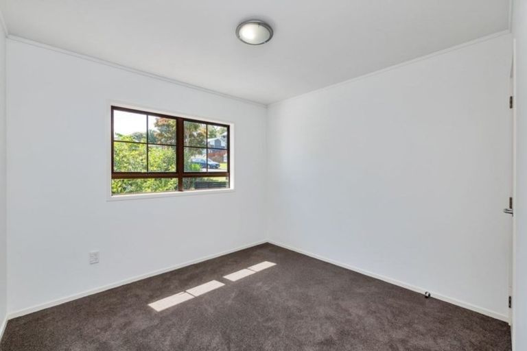 Photo of property in 19a Manuwai Road, Torbay, Auckland, 0630