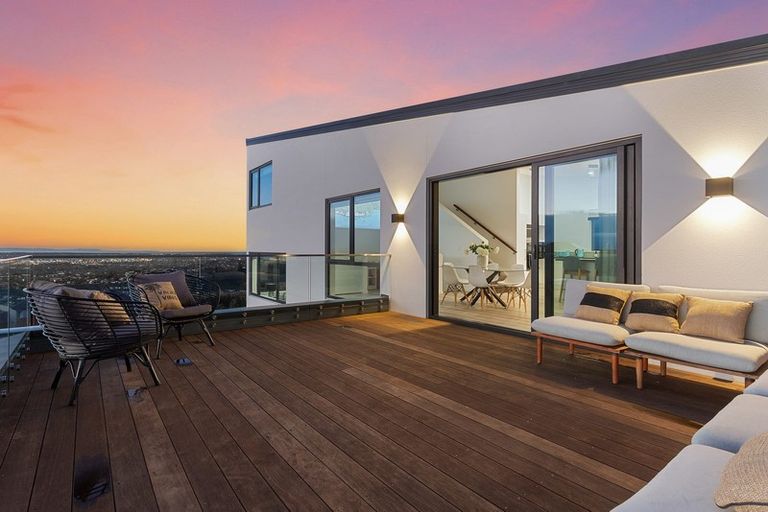 Photo of property in 34 Hawkshead Way, Westmorland, Christchurch, 8025