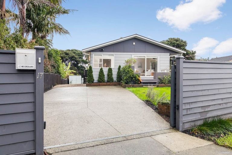 Photo of property in 17 Taioma Crescent, Te Atatu Peninsula, Auckland, 0610