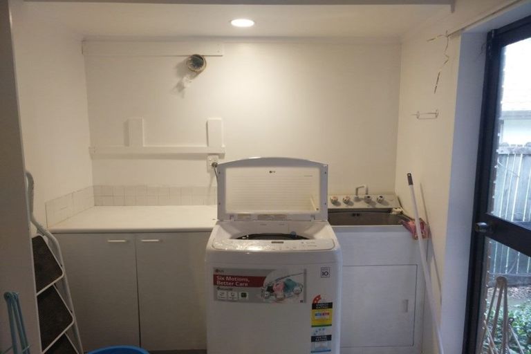 Photo of property in 11 Chiania Place, Somerville, Auckland, 2014