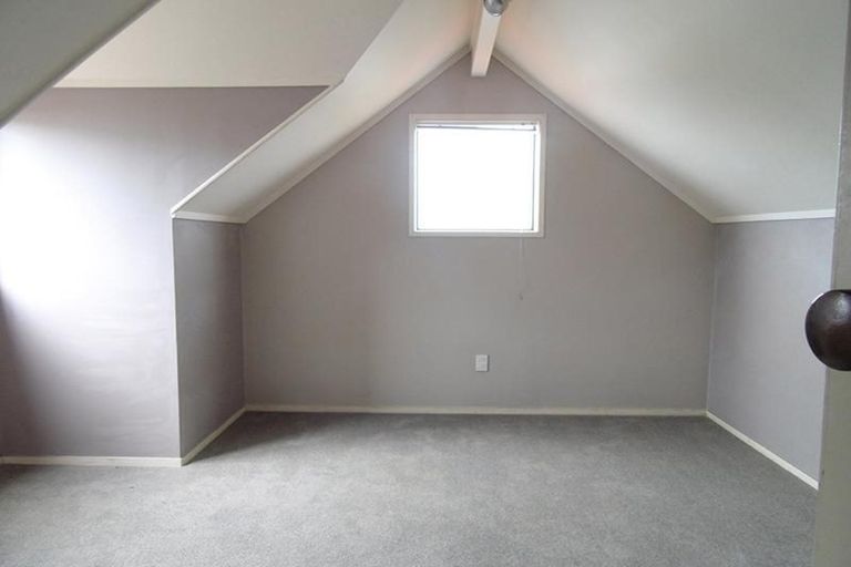 Photo of property in 1/30 Ngataringa Road, Devonport, Auckland, 0624