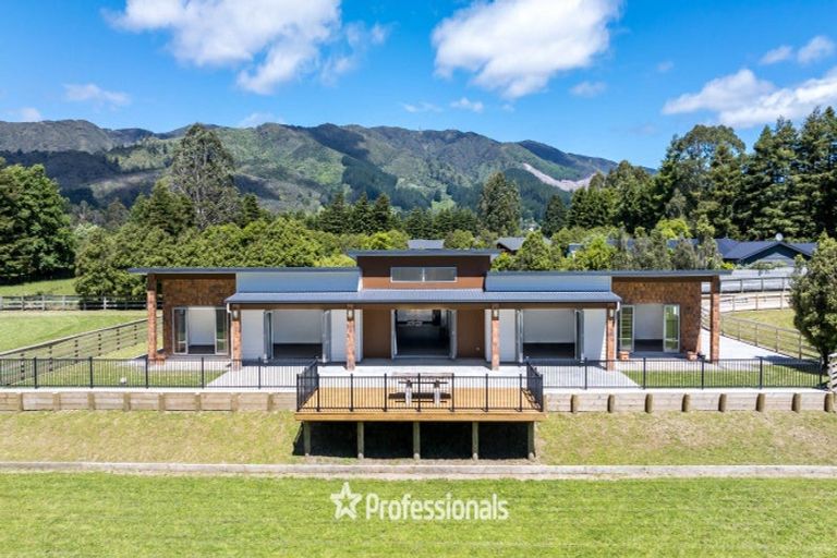 Photo of property in 167f Parkes Line Road, Maymorn, Upper Hutt, 5018