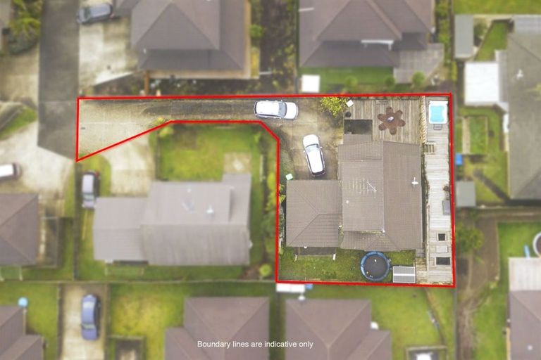 Photo of property in 18 Saralee Drive, Manurewa, Auckland, 2105