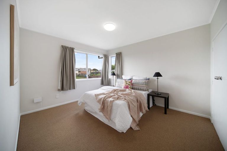 Photo of property in 46 Cottingham Crescent, Mangere East, Auckland, 2024