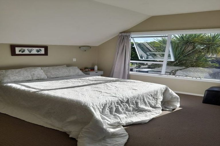 Photo of property in 3 Gavin Road, Raumati Beach, Paraparaumu, 5032