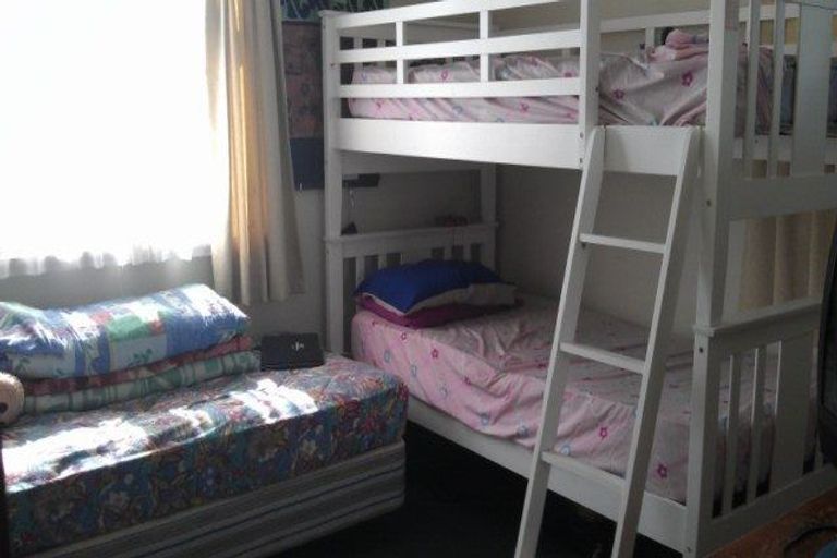 Photo of property in 5-7 Hazard Grove, Cannons Creek, Porirua, 5024