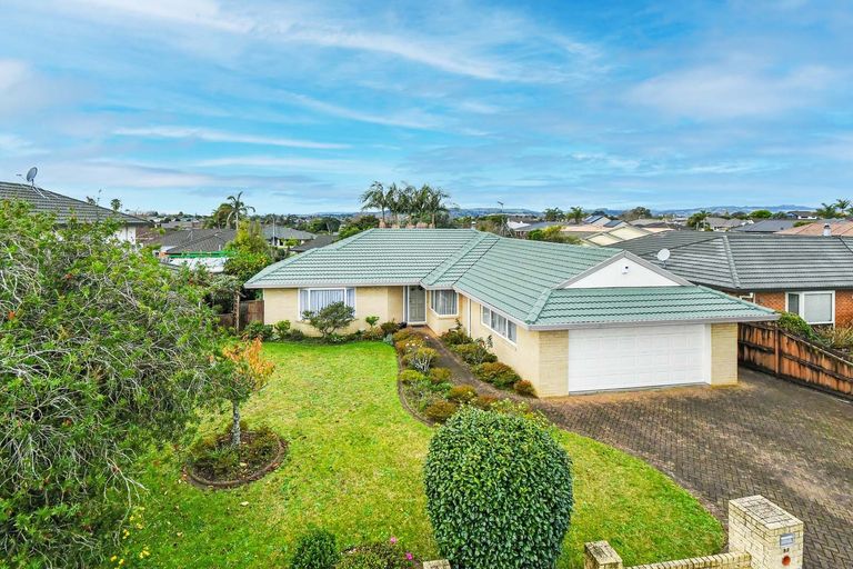 Photo of property in 83 Rushgreen Avenue, Pahurehure, Papakura, 2113