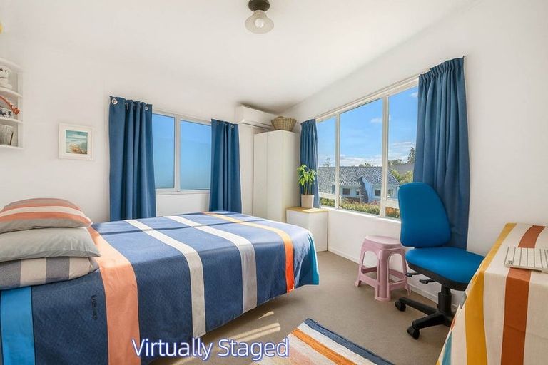 Photo of property in 522 Beach Road, Murrays Bay, Auckland, 0630