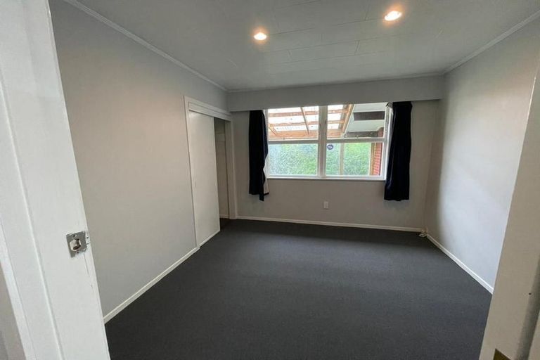 Photo of property in Tuscany Towers, 3/1 Ambrico Place, New Lynn, Auckland, 0600