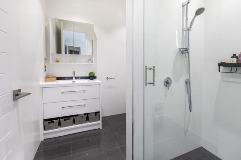 Photo of property in 20 Queens Avenue, Merivale, Christchurch, 8014