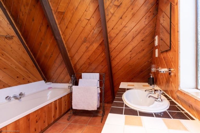 Photo of property in 62 Lord Rutherford Road North, Brightwater, 7022