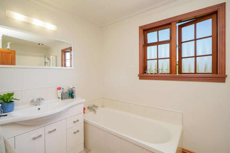 Photo of property in 221 Dunns Road, Otatara, Invercargill, 9879