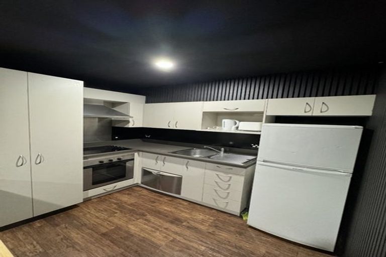 Photo of property in 12/30 Mathesons Road, Phillipstown, Christchurch, 8011