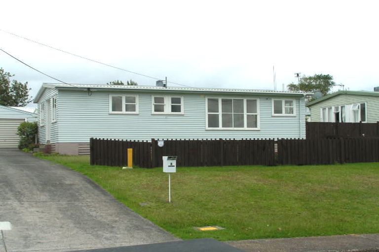 Photo of property in 8 Marsden Street, Hauraki, Auckland, 0622