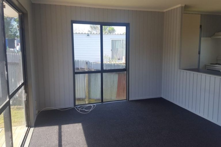 Photo of property in 2/36 Walmsley Road, Mangere, Auckland, 2022