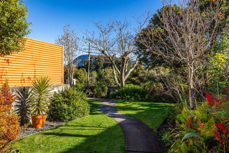 Photo of property in 23 Boons Valley Road, Waikawa, Picton, 7220