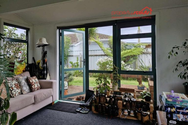 Photo of property in 119 Pioneer Road, Moturoa, New Plymouth, 4310